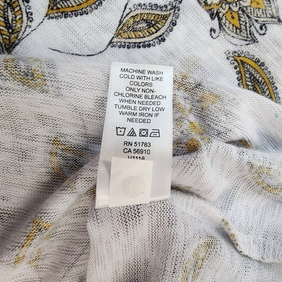 Maurices 24/7 Open Back Paisley Tee - Picture 7 of 7